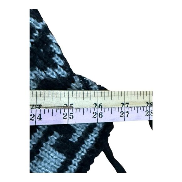 Heart N Crush Poncho Womens Large Black Gray Knit Fringe Aztec Boho Pullover Top - Picture 4 of 6